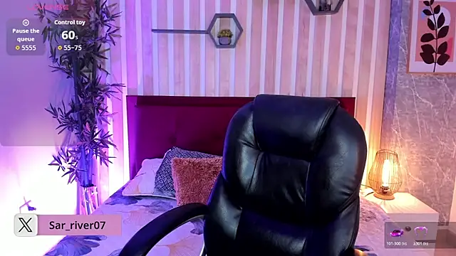 miah connor online show from November 13, 8:02 pm