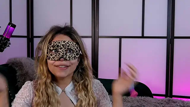 Allys secret online show from May 3, 7:24 am