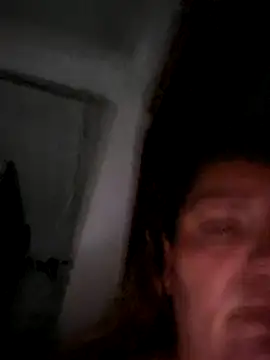 Snapshot of mirand_zackyx chatting on June 27, 5:02 am mirand zackyx online show from June 27, 5:02 am