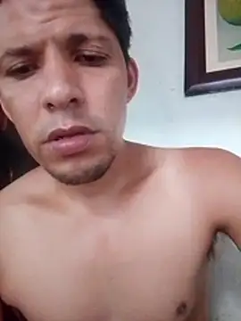 Snapshot of Alonsomadeira chatting on July 31, 1:38 am Alonsomadeira online show from July 31, 1:38 am