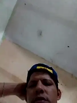 Snapshot of Alonsomadeira chatting on July 22, 11:34 am Alonsomadeira online show from July 22, 11:34 am