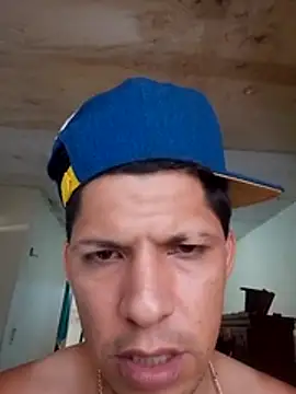 Alonsomadeira online show from May 27, 2:57 pm