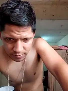 Alonsomadeira online show from May 28, 3:40 pm