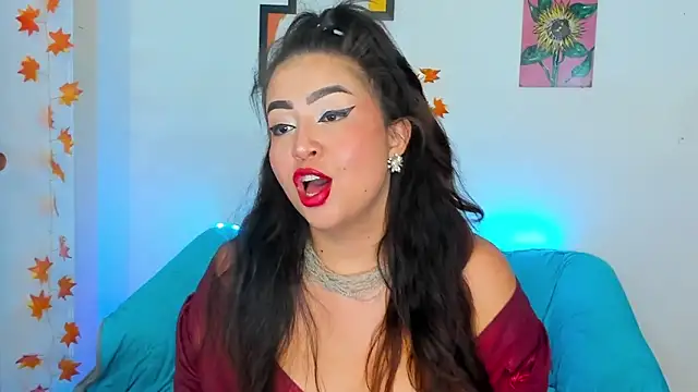 Snapshot of LiahDiaz chatting on February 11, 11:12 pm LiahDiaz online show from February 11, 11:12 pm