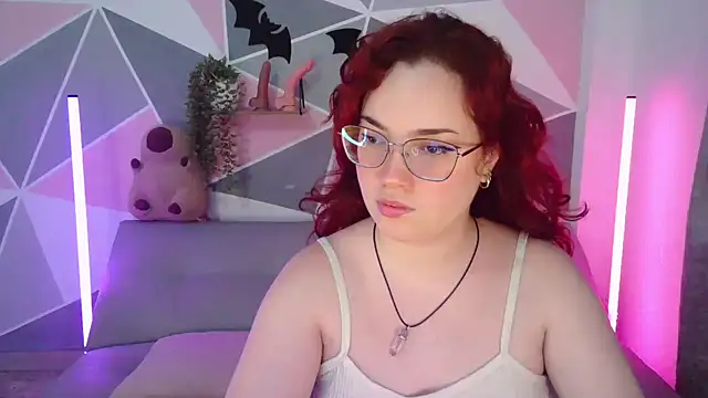 Snapshot of AndrewAnndCherry chatting on October 30, 11:45 pm AndrewAnndCherry online show from October 30, 11:45 pm