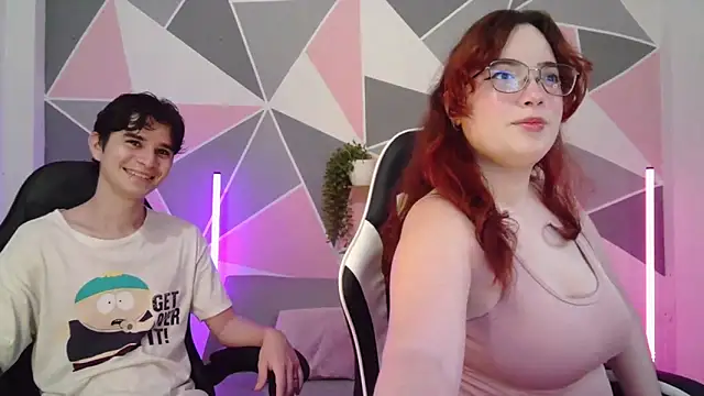 AndrewAnndCherry online show from April 13, 10:36 pm