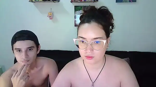 Snapshot of AndrewAnndCherry chatting on January 21, 1:08 am AndrewAnndCherry online show from January 21, 1:08 am
