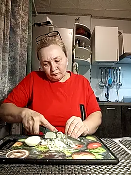 HelenaGlossX online show from November 6, 12:09 pm