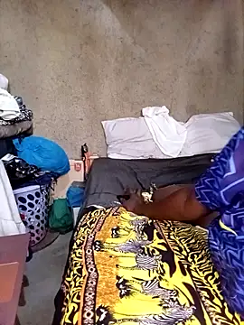 pretty prickle online show from December 21, 9:22 am