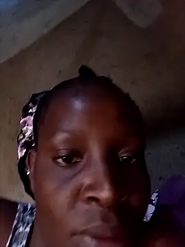 Snapshot of pretty_prickle chatting on October 9, 5:52 am pretty prickle online show from October 9, 5:52 am