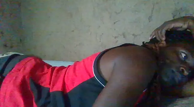 Snapshot of pretty_prickle chatting on February 10, 7:47 am pretty prickle online show from February 10, 7:47 am