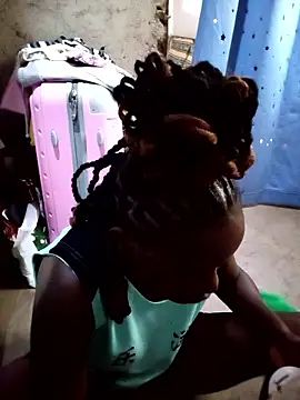 pretty prickle online show from January 14, 8:40 am