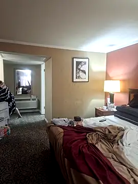 mcv131985 online show from October 4, 2:40 pm