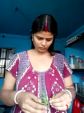 Hot Pakhi online show from January 29, 4:47 am