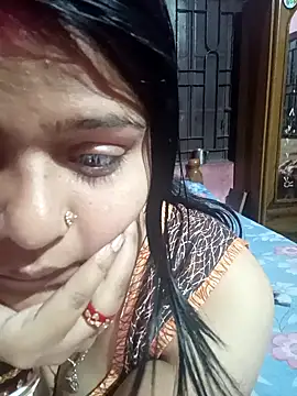 Hot Pakhi online show from February 5, 6:13 am