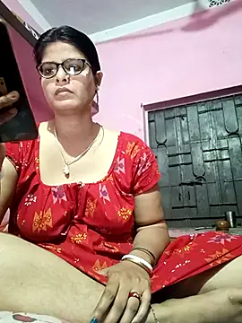 Hot Pakhi online show from February 17, 11:44 am