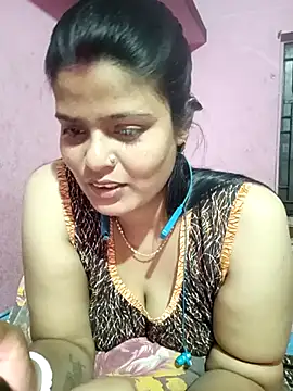 Hot Pakhi online show from February 16, 8:54 am