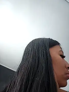 Snapshot of luisa16xxx chatting on September 19, 8:35 pm luisa16xxx online show from September 19, 8:35 pm