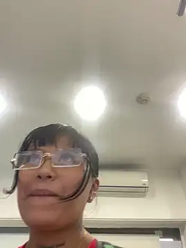 Snapshot of luisa16xxx chatting on January 21, 9:25 pm luisa16xxx online show from January 21, 9:25 pm