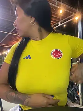 Snapshot of luisa16xxx chatting on March 21, 12:18 am luisa16xxx online show from March 21, 12:18 am