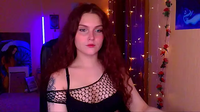 Snapshot of Jenna_Sativa chatting on June 8, 9:54 am Jenna Sativa online show from June 8, 9:54 am