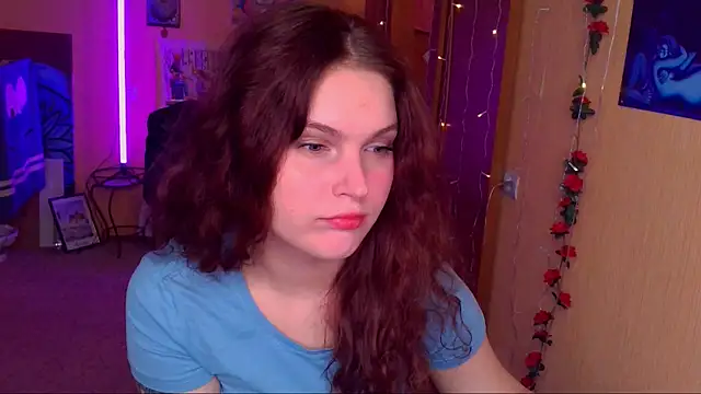 Snapshot of Jenna_Sativa chatting on July 9, 10:37 am Jenna Sativa online show from July 9, 10:37 am