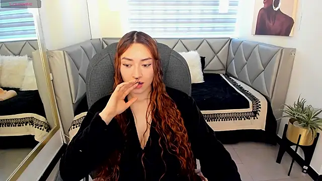  Antonnela  online show from May 12, 3:40 pm