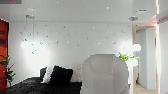  Antonnela  online show from March 23, 4:18 pm