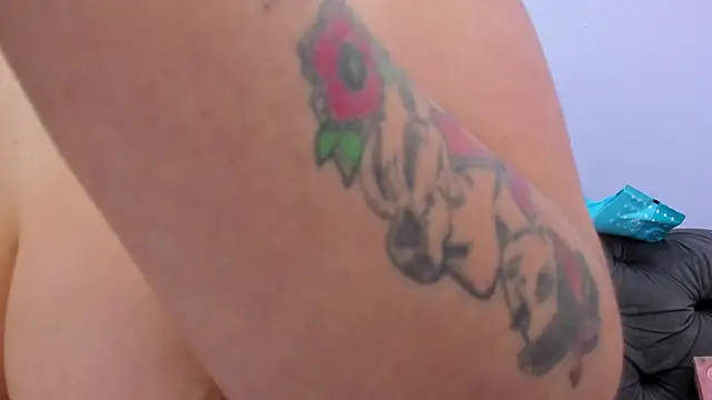 kaory azumi online show from April 21, 1:42 am