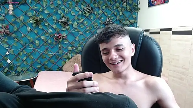 Waturox online show from November 15, 7:29 pm