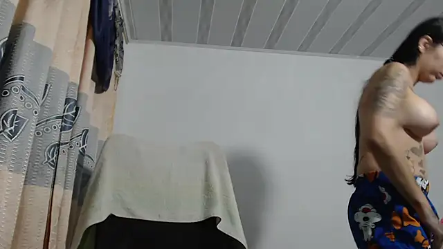 sweet cutetras22 online show from October 18, 10:28 am