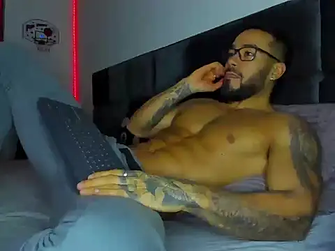 Alexander Martines online show from November 11, 1:22 am