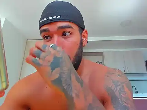 Alexander Martines online show from March 19, 7:25 pm