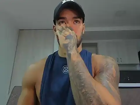 Alexander Martines online show from May 2, 12:49 am
