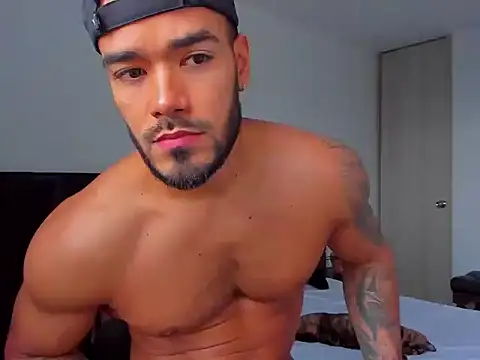 Alexander Martines online show from February 13, 9:48 pm