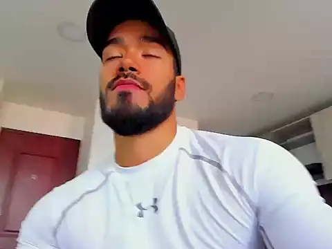 Alexander Martines online show from December 2, 8:10 pm