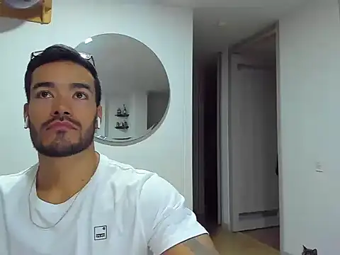 Snapshot of Alexander_Martines chatting on July 19, 12:30 am Alexander Martines online show from July 19, 12:30 am