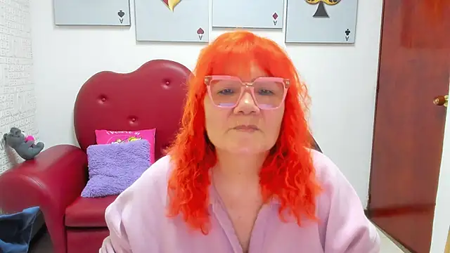 Snapshot of Salomeediaz_ chatting on April 28, 9:08 pm Salomeediaz online show from April 28, 9:08 pm