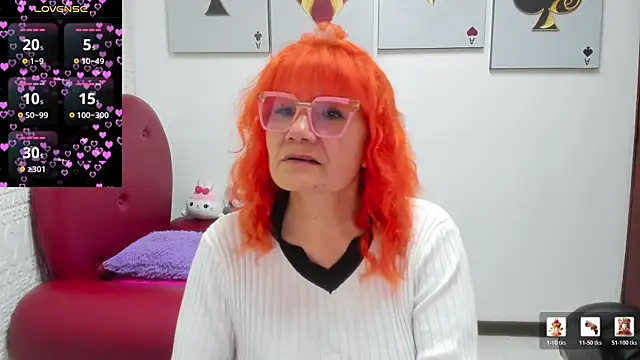 Snapshot of Salomeediaz_ chatting on June 7, 1:05 pm Salomeediaz online show from June 7, 1:05 pm