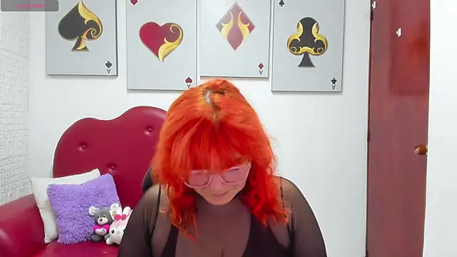 Salomeediaz  online show from April 14, 9:09 pm