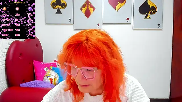 Snapshot of Salomeediaz_ chatting on July 6, 8:33 pm Salomeediaz online show from July 6, 8:33 pm