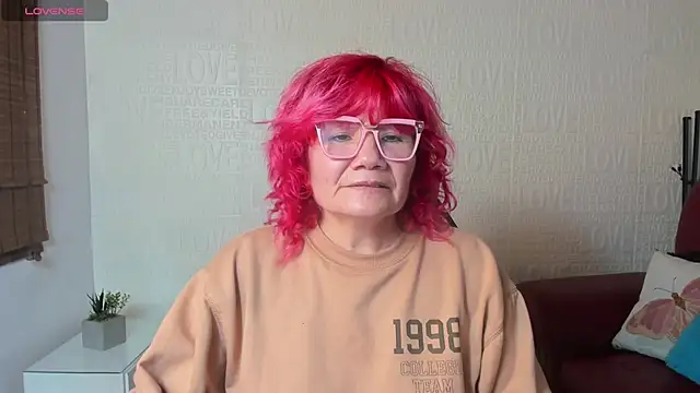 Snapshot of Salomeediaz_ chatting on March 13, 2:49 am Salomeediaz online show from March 13, 2:49 am