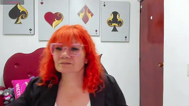 Salomeediaz  online show from April 13, 8:57 pm