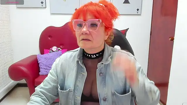 Salomeediaz  online show from March 24, 9:04 pm