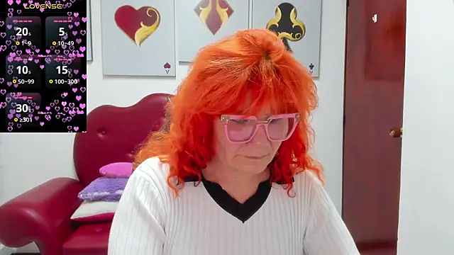 Salomeediaz  online show from April 15, 9:04 pm