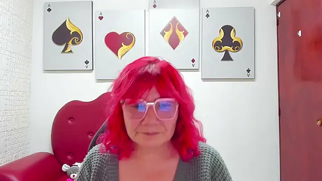 Salomeediaz  online show from December 15, 9:09 pm