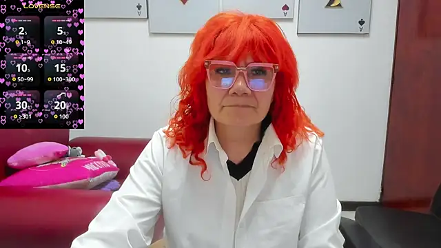 Snapshot of Salomeediaz_ chatting on May 5, 8:56 pm Salomeediaz online show from May 5, 8:56 pm