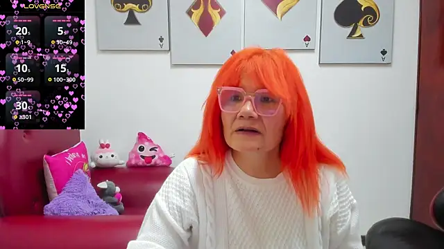 Snapshot of Salomeediaz_ chatting on June 4, 9:19 pm Salomeediaz online show from June 4, 9:19 pm