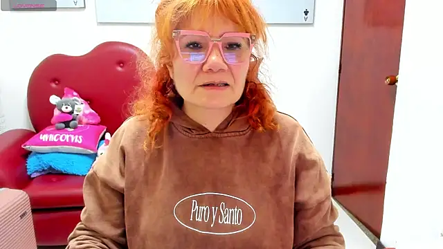 Salomeediaz  online show from February 16, 9:13 pm