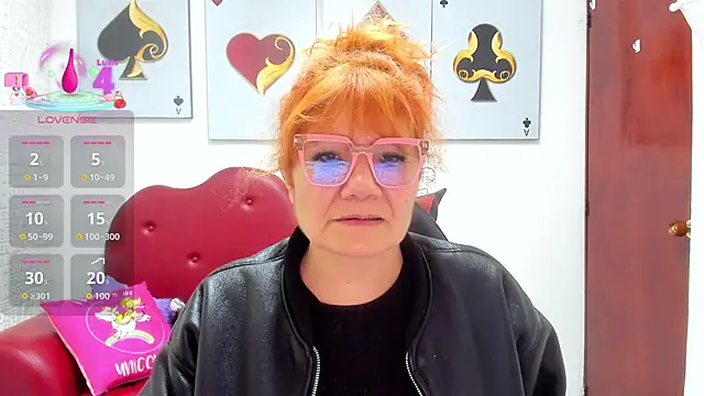 Salomeediaz  online show from February 11, 9:03 pm